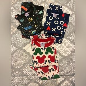 💚Hanna Andersson Bundle: 3 Sets Long Sleeved Pajamas. Size 5T. 💚
